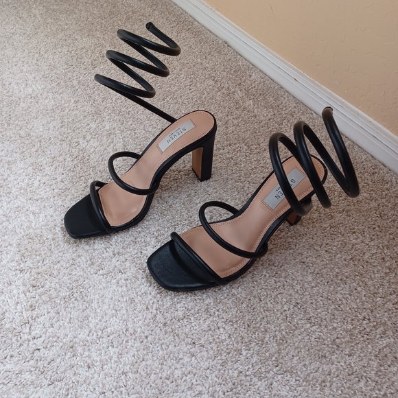 New Steven New York Jaidin Strappy Ankle Sandal in Black Size 6 - Picture 9 of 10